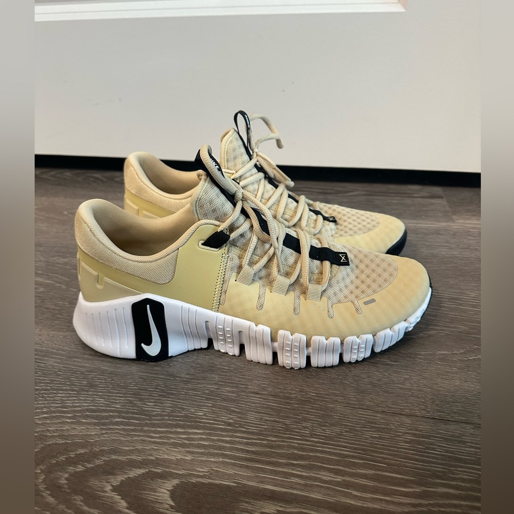 Nike - Men's - Free Metcon 5